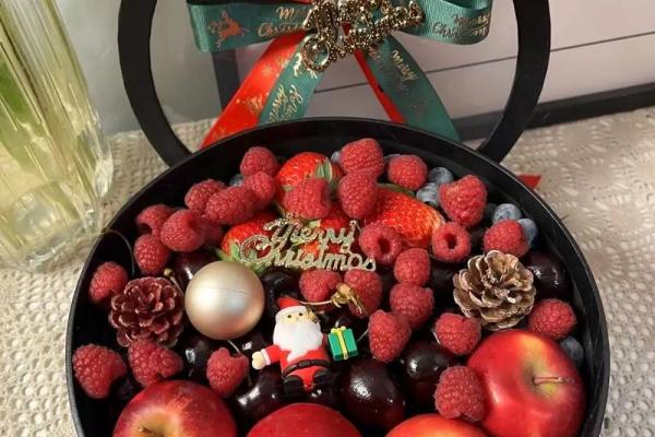 12月24号是什么节日 平安夜送什么礼物好