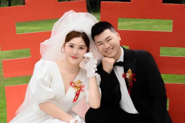 女人梦见自己女儿结婚