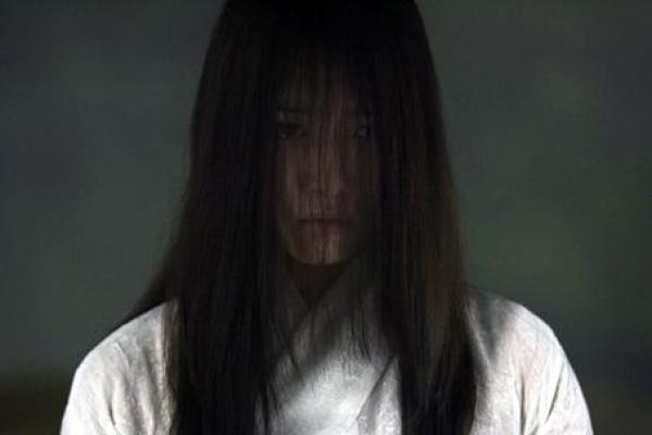 女人梦见鬼是什么