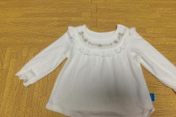 梦见给婆婆买衣服