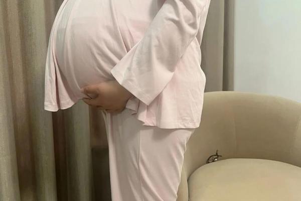 梦见生孩子生了个女儿
