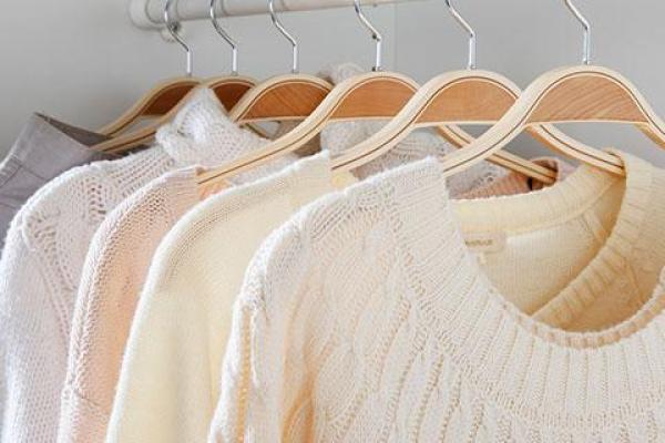 梦到旧衣服是什么意思