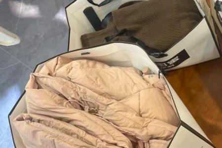 梦见自己买了好多新衣服是什么意思