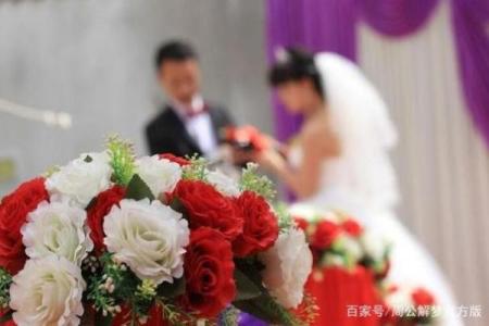 梦见心爱的人和别人结婚是什么意思