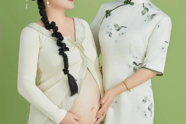 孕妇梦到自己生了女儿