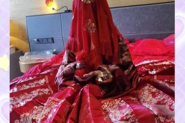 梦见自己穿红衣服结婚