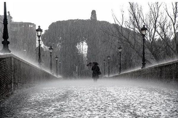 梦见下雪下雨