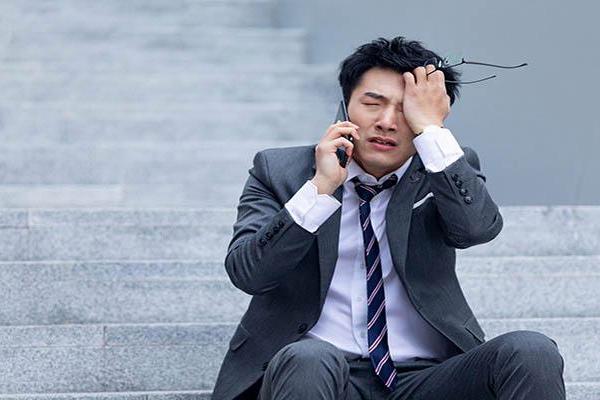 梦见老公出轨自己哭得很伤心