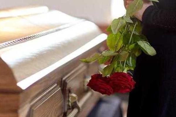 梦见朋友的儿子死了是什么意思