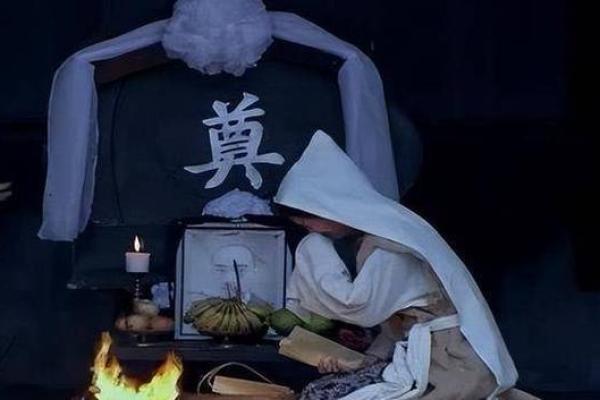 梦见一个结婚一个出殡
