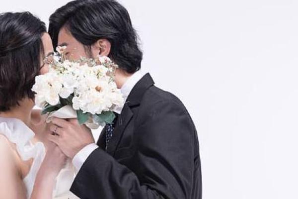 梦到自己和老公结婚什么预兆