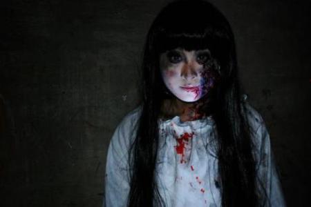 女人梦见自己拿刀砍鬼
