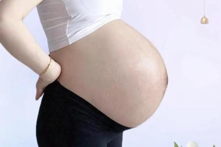 梦见自己女儿怀孕