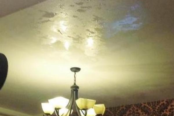 梦见房间漏雨