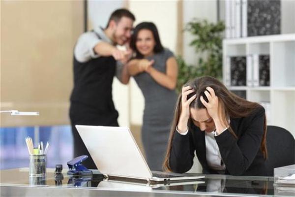 梦见房子漏风预示将来会发生什么