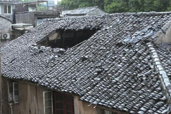 梦见房顶塌陷什么预兆