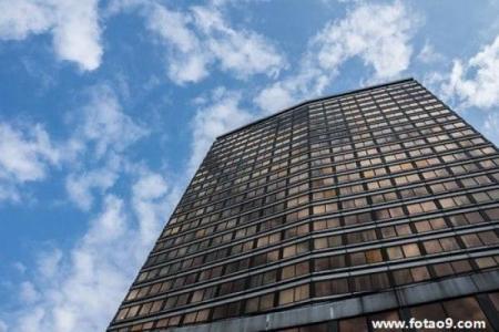 梦见邻居盖房子是什么意思 周公解梦