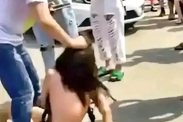 梦到老婆出轨暴打老婆