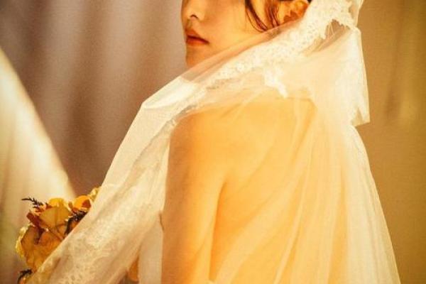 已婚女人梦见自己和初恋结婚