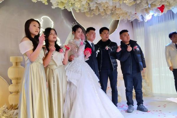 已婚女人梦见娘家侄儿结婚