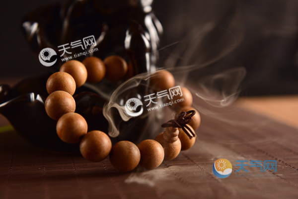 2026年1月生肖虎谢土安葬移柩吉日:土地感恩仪式 2026年1月生肖虎谢土安葬移柩吉日:土地感恩仪式