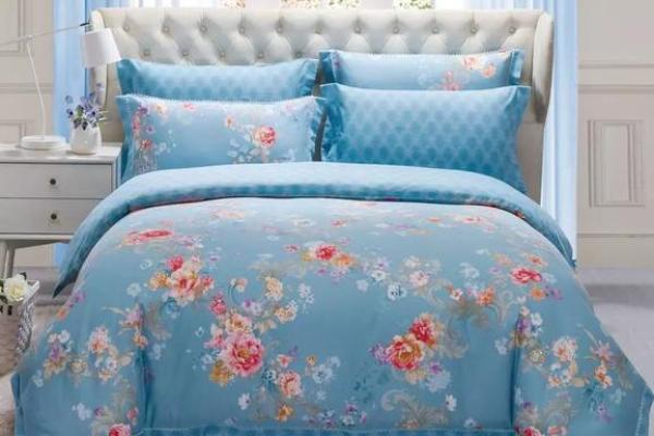 马年旺财床品指南：用这个颜色财运更旺