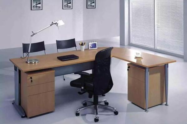 2026年职场加薪攻略:在办公桌左前方放这个物品 2026年职场加薪攻略:在办公桌左前方放这个物品