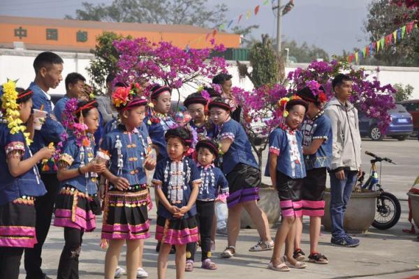 阿昌族的传统节日风俗 阿昌族会街节活动流程 阿昌族的传统节日风俗 阿昌族会街节活动流程